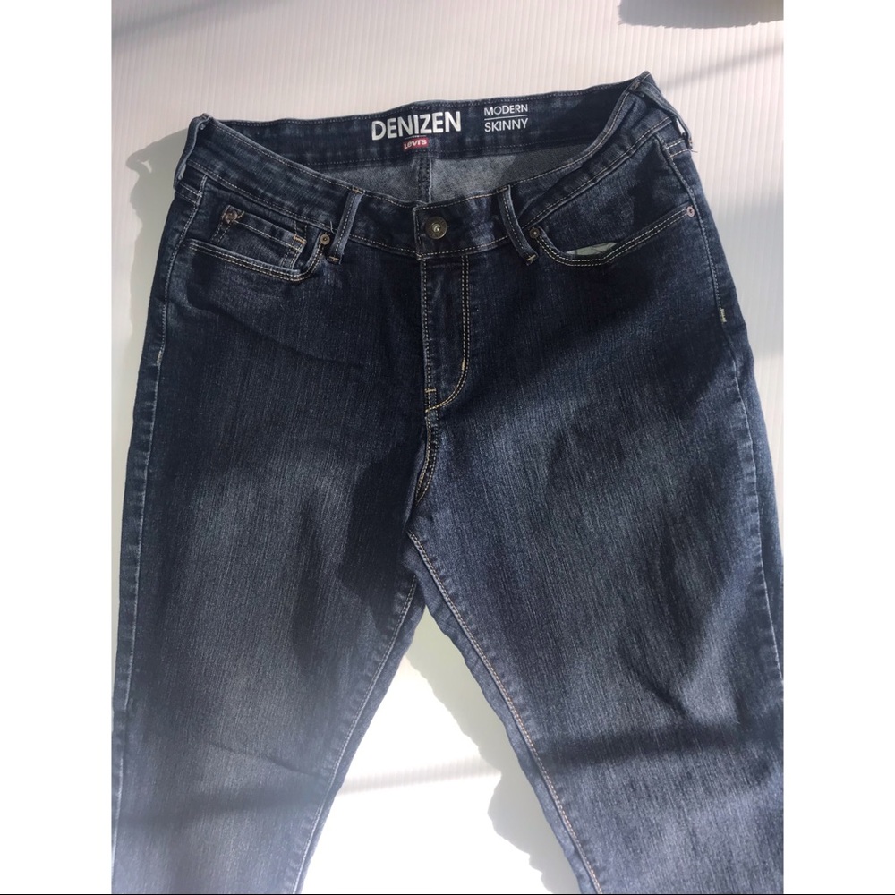 Denizen Levi’s Skinny Dark Wash Denim Jeans - Picture 5 of 8